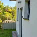 Caloroczny Domek Slowik L 펜션 코팔리노